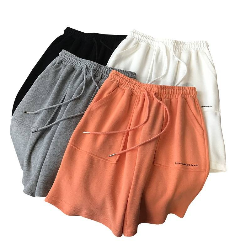 Vêtements pour femmes Shorts décontractés à imprimé lettre simple pour femmes Été Nouveau pantalon chaud ample décontracté polyvalent Slim jambe large noir et blanc_voghion.com
