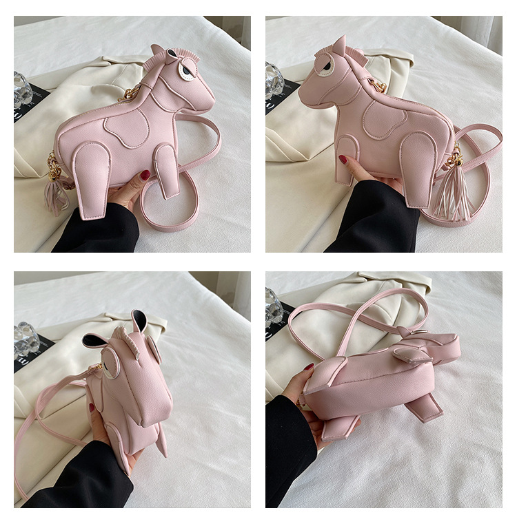 Design alla moda da donna, bambola carina, personalità divertente, marchio trendy, forma cartoon monospalla, borsa a tracolla in pony_voghion.com