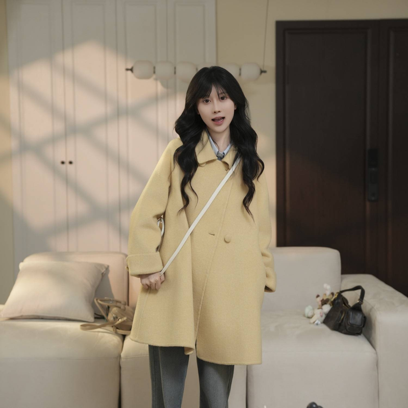 X0041Sophisticated Black Double-sided Wool Coat For Women With A Hepburn-style Look, Suitable For Petite Figures._voghion.com