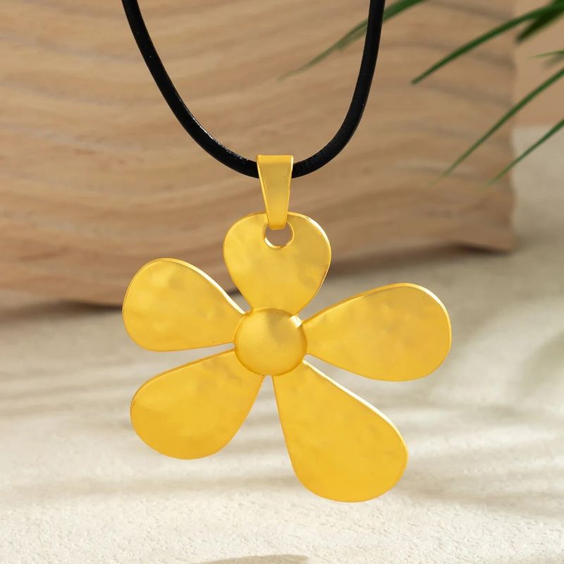 IngeSight.Z Exaggerated Large Metal Smooth Flower Pendant for Women Gothic Black PU Leather Choker Necklace Jewelry_voghion.com