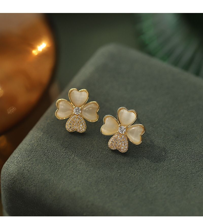 Women's accessories Diamond set simple temperament design sense trend earrings earrings_voghion.com