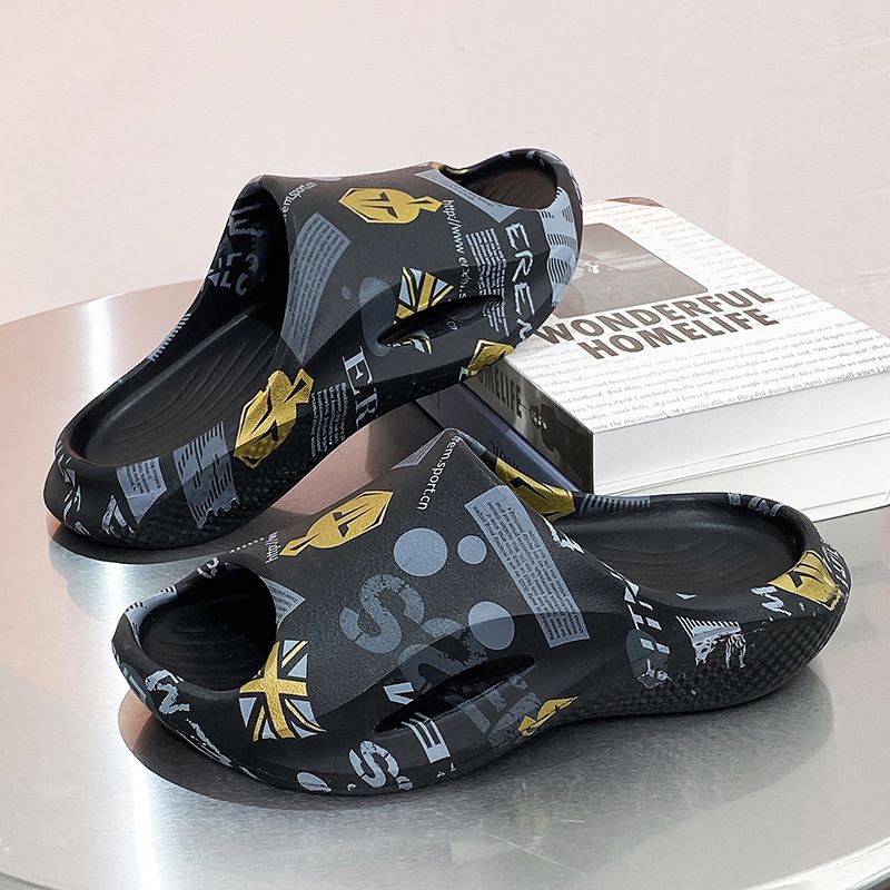 Sommer-Hausschuhe für Herren mit dem Gefühl, auf Kot zu treten, rutschfeste dicke Sohle, trendige Oberbekleidung, gerader Schnitt, lässig_voghion.com