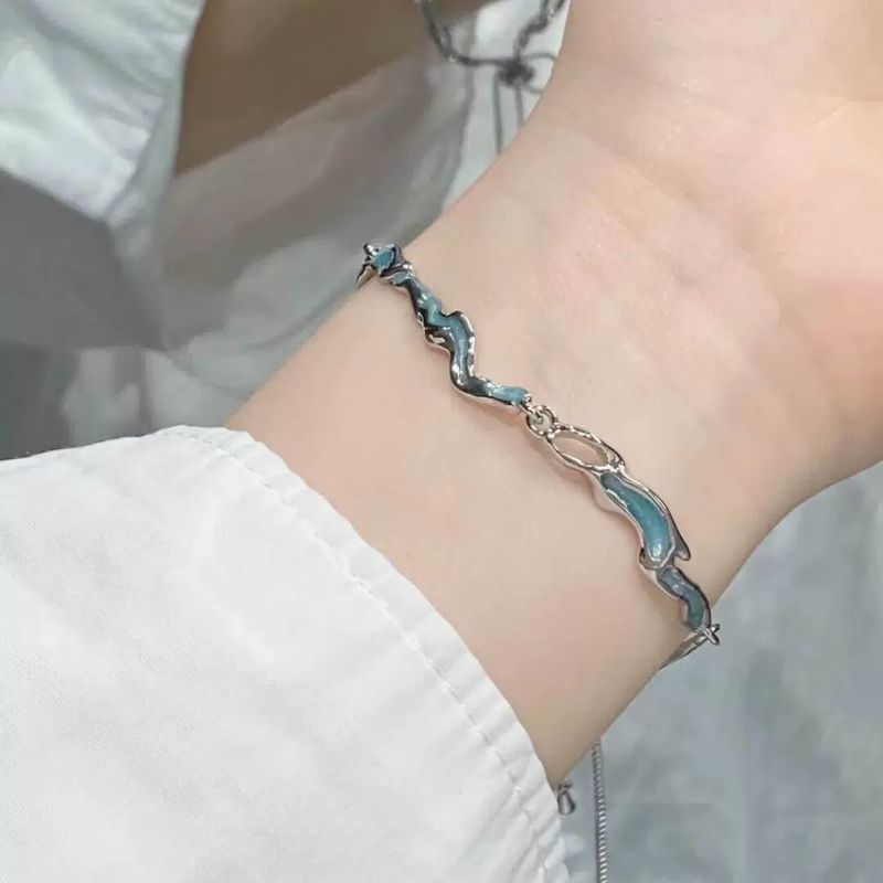 Cherry Blossom Bow Bracelet, Small Luxury, High end Pink Zirconia Stone, Clear and Cold Feeling, Best Friend Handicraft,_voghion.com