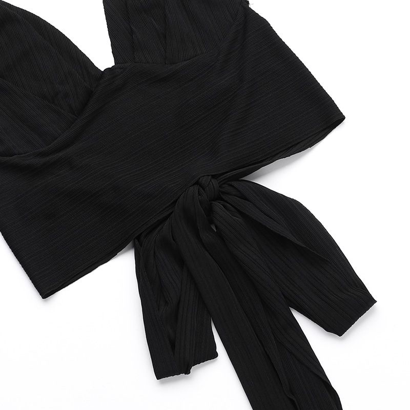Completo due pezzi da donna con decorazione in metallo e gonna con scollo all'americana_voghion.com