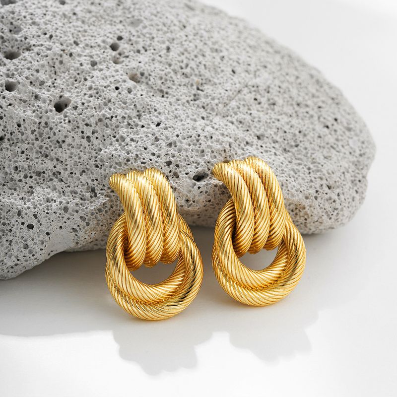 Unisex Mode Persönlichkeit Nischen Ohrringe Kalten Stil Doppel Ring Ohrringe High-End Kreuz Doppel Ring Creolen_voghion.com