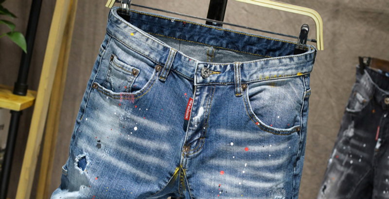 Pantaloni da strada estivi 2024 per uomo, toppe con fori lavati resistenti, macchie di vernice spruzzate, denim_voghion.com