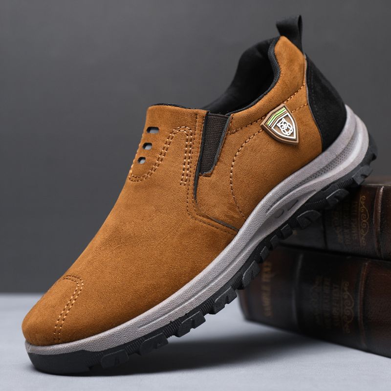 2025 Spring New Korean Fashion Casual Shoes Comfortable Slip-On Men's Sneakers_voghion.com