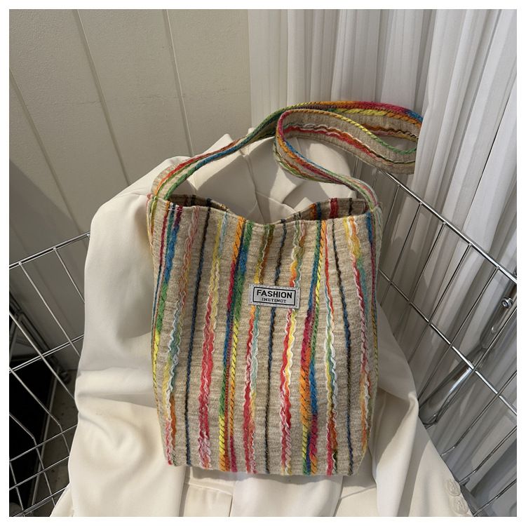 Large Capacity Stripe Handbag 2024 Summer Commuter Fashion Casual Western Style One Shoulder Underarm Tote Bag_voghion.com