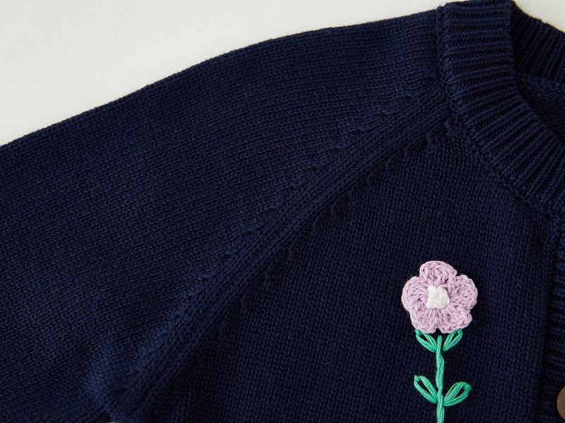 Handbestickte Strickjacke für Mütter und Kinder, für Kleinkinder und kleine Mädchen, weicher Baumwollpullover mit offener Vorderseite und Blumenmuster (90–140 cm, Weiß/Marineblau/Rot)_voghion.com