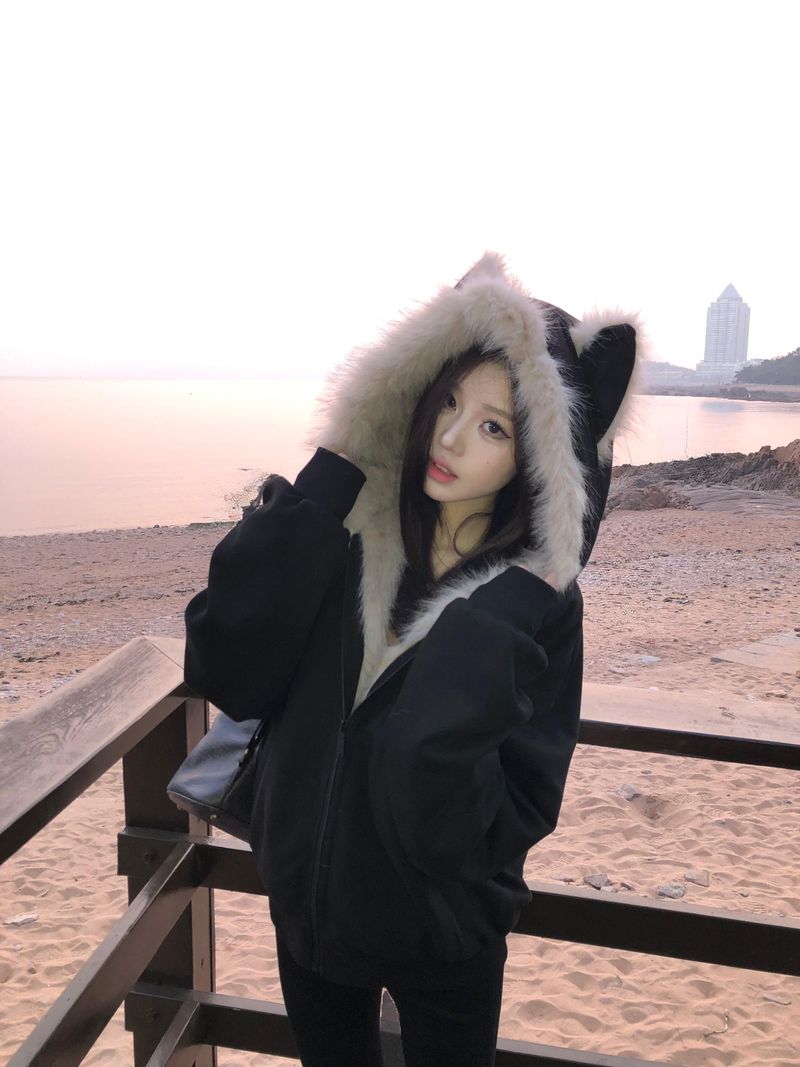 Giacca invernale parka soffice stile americano Mountain Eagle per donna 2025, nuovo cappotto imbottito in cotone di piccole dimensioni, elegante_voghion.com