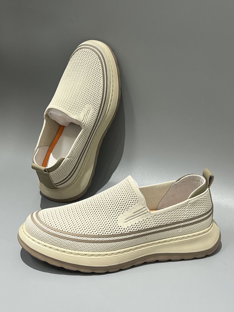 Summer New Breathable Lightweight Thin Casual Soft Sole Slip-On Deodorant Mesh Shoes Men_voghion.com