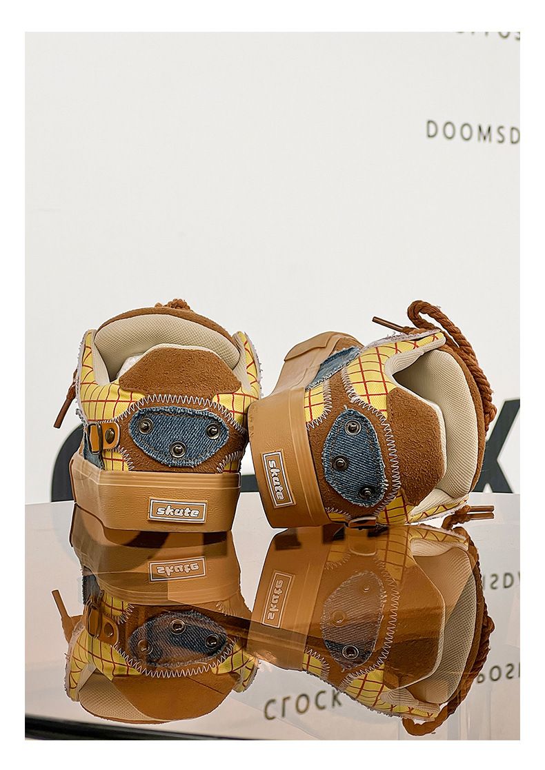 Neue Frühjahr 2025 Brot Schuhe Für Männer Und Frauen, Paare Leinwand Skateboard Schuhe_voghion.com