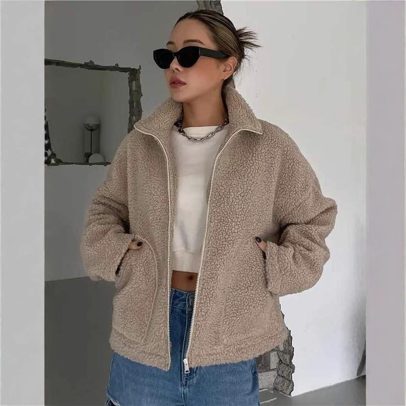 Giacca in pile oversize da donna – Cappotto corto in peluche con cerniera, collo alto e maniche lunghe (S-XXL, poliestere, abbigliamento casual da strada)_voghion.com