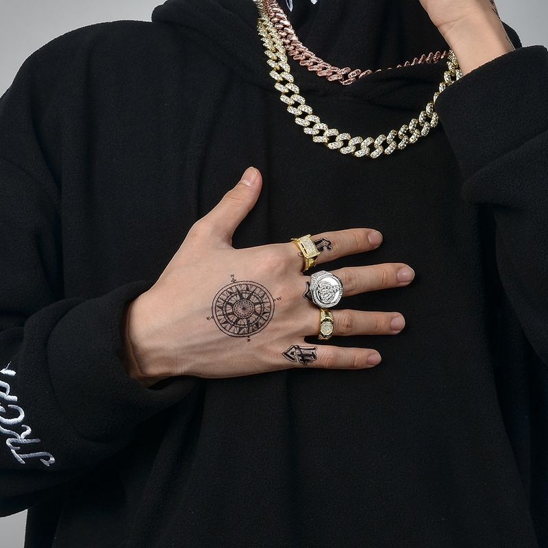 Anello da uomo nero con zirconi intarsiati in argento, stile hip-hop, con catena cubana_voghion.com