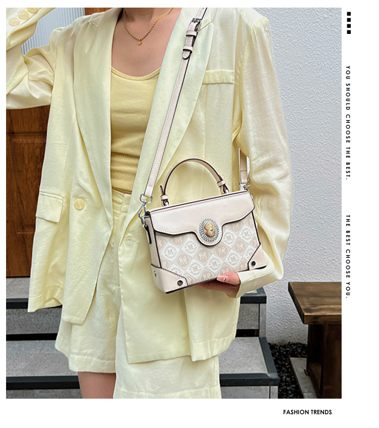 2023 Primavera e l'estate Nuovo stile francese dolce ricamato Box Bag Borsa da donna Advanced Sense Messenger Versatile Borsa da donna_voghion.com