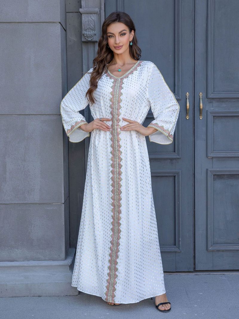 Damenkleid, muslimisches Gewand, Goldprägung, einfaches, schmales Spitzenkleid_voghion.com