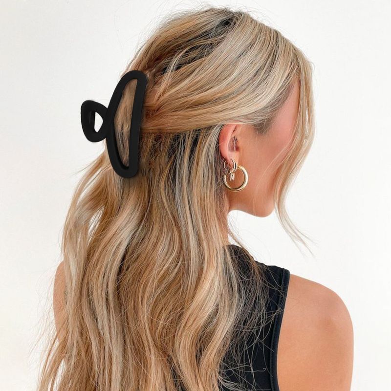 Fermaglio a forma di squalo per capelli folti e grandi, a forma di 8, di alta qualità, opaco, color caffè_voghion.com