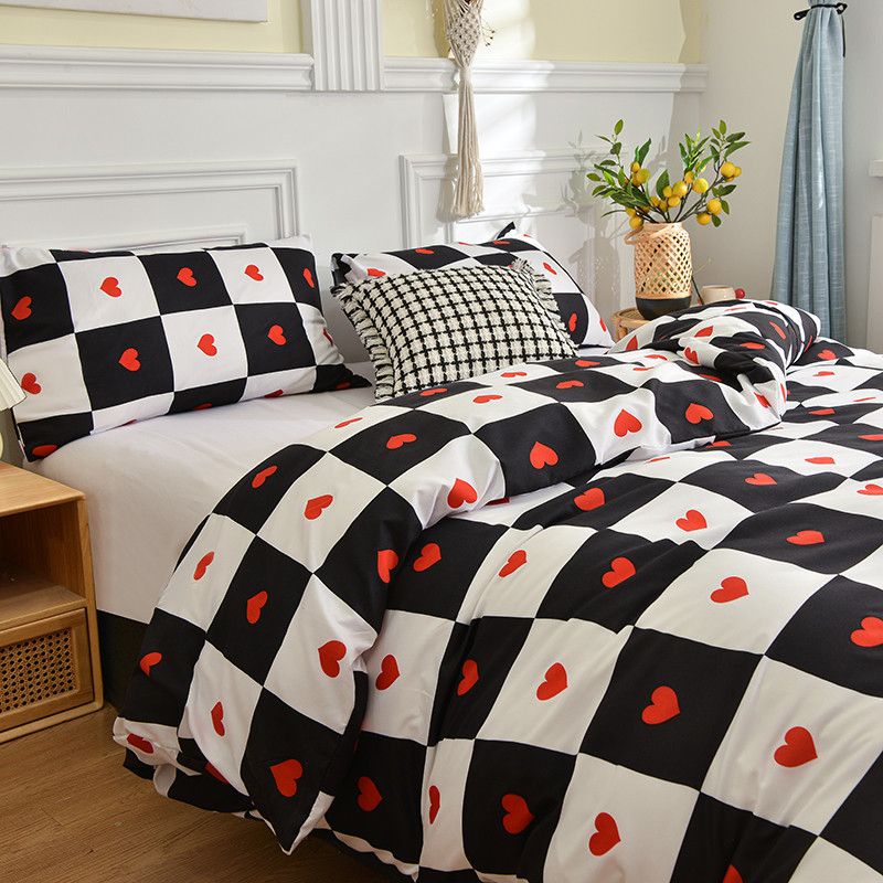 Soft Fiber Simple Black And White Checkerboard Bedding Set Love Double Sided Printing Duvet Cover Quilt Cover 3PC Bedding Set_voghion.com