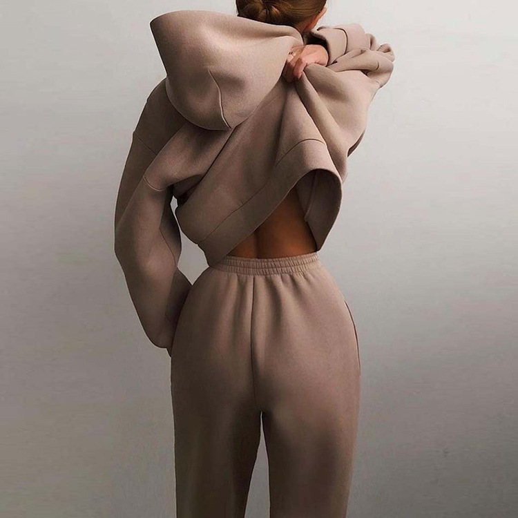 Felpa a maniche lunghe ispessita e pantaloni da donna alla moda casual_voghion.com