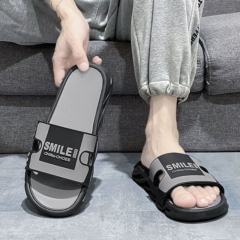 Ciabatte da uomo da indossare in spiaggia, sandali antiscivolo alla moda per l'estate, per uso domestico, alla moda e casual, una parola per l'outdoor._voghion.com