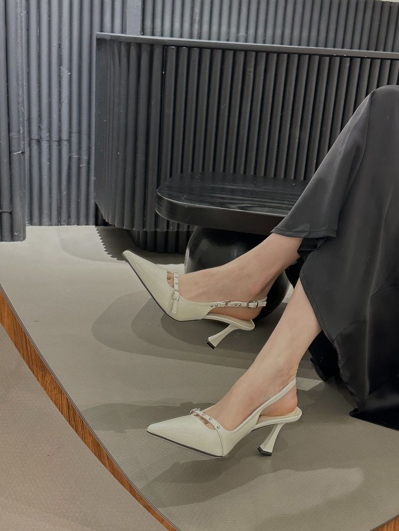 Stagione primaverile e autunnale 2024 Nuovi sandali Baotou alti con bocca superficiale rivettata, testa a punta da donna, temperamento, sottile_voghion.com
