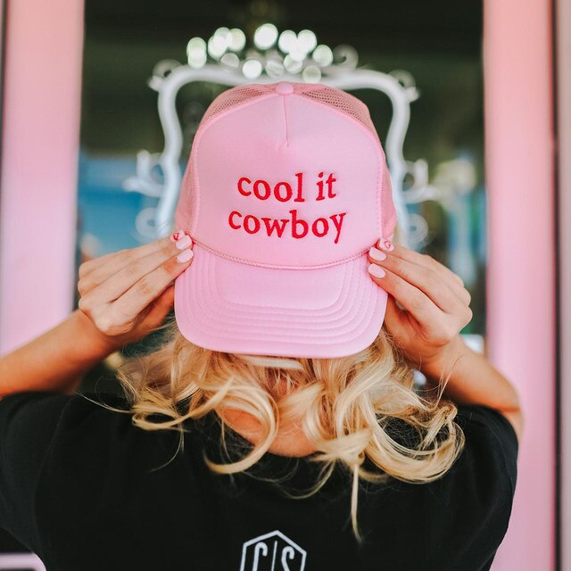 Cool It Cowboy Trucker Hut Girly Rosa Sommer Frau Sticken Mesh Cap Mom Hüte_voghion.com