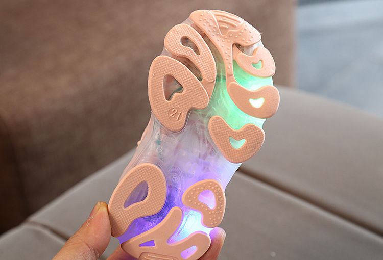 Frühling und Herbst Neue Wasser Diamant Pailletten Elastische Mädchen Anti slip LED Leuchtende kinder Schuhe_voghion.com