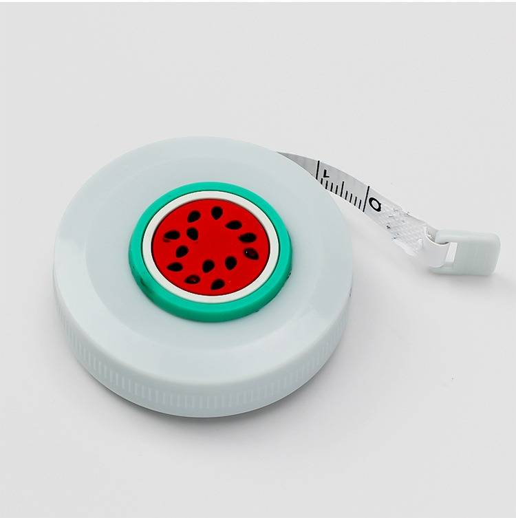 Niedliches Mini-Maßband mit Cartoon-Obst-Motiv, 1 Stück, selbsteinziehendes Maßband für einfaches Tragen._voghion.com
