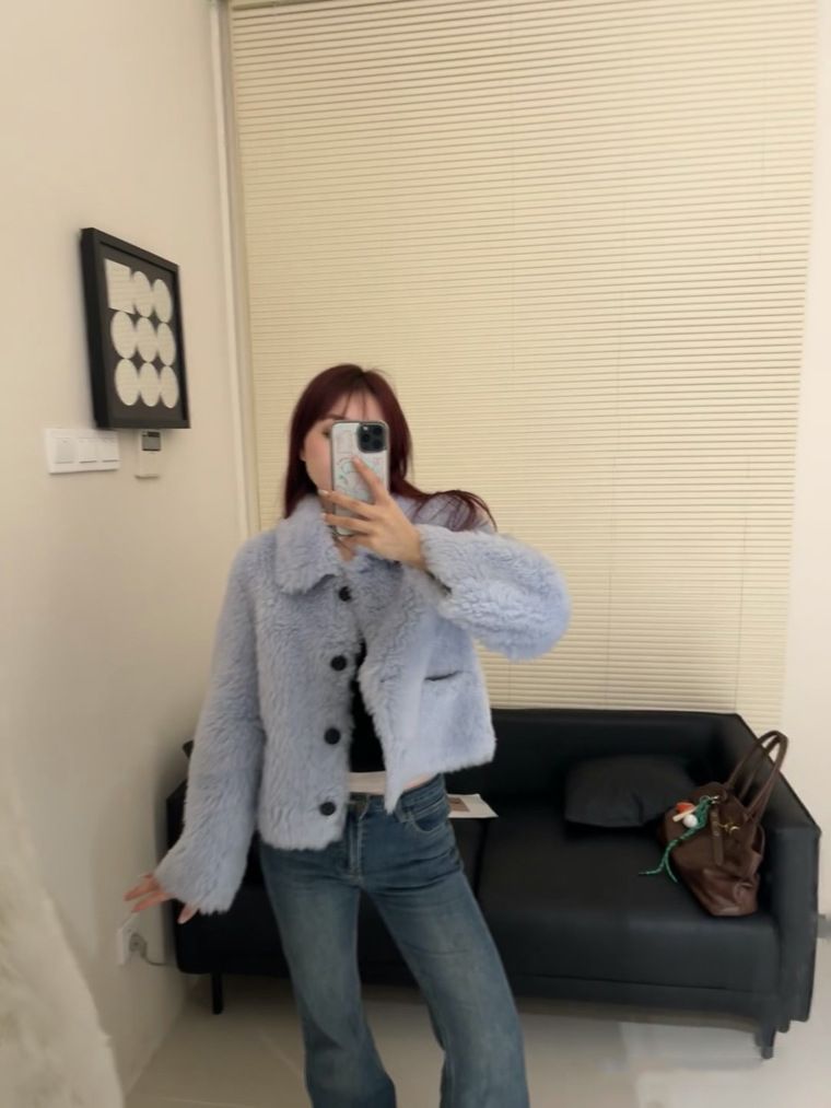 Kurzmantel aus Woll-Shearling – Oversize-Teddyfleecejacke in Creme & Himmelblau (S/M) Trendy Fashion_voghion.com