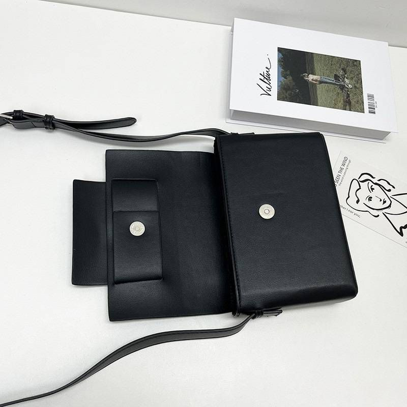 Un simple sac à main conçu pour les hommes et les femmes 2022, un nouveau sac à main en mode Nischen, un sac à main Joker plus léger_voghion.com
