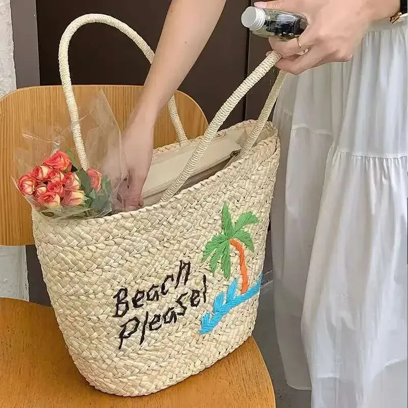 Borsa da spiaggia estiva Bohemia, grande capacità, realizzata a mano, intrecciata con buccia di mais e ricamata a forma di albero di cocco, da donna_voghion.com