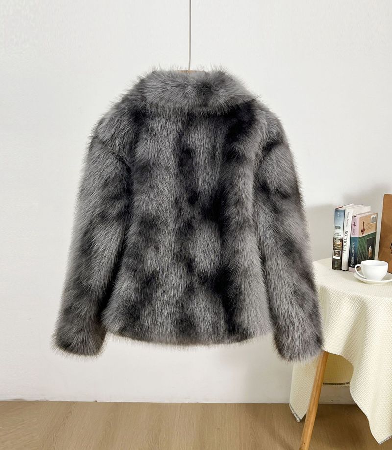 Damenbekleidung Beliebte Kunstpelz Großes Revers Damenoberteile Großes Fell Warmes Temperament Prominenter Lockerer Mantel_voghion.com