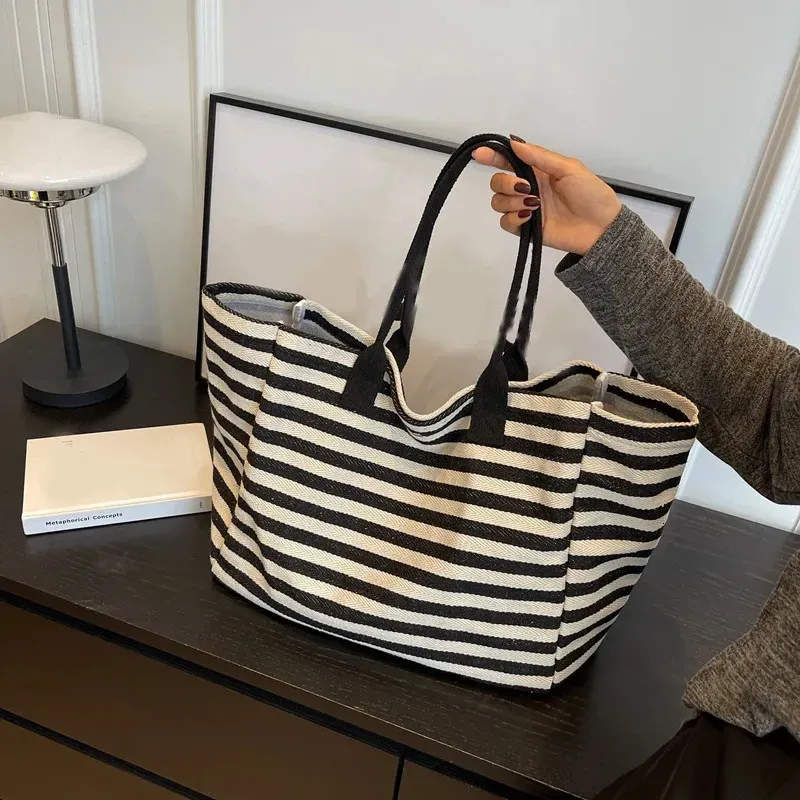Borsa a tracolla casual da donna in tela a righe, grande capacità, borsa per la spesa quotidiana, zaino per studenti, scuola, viaggi e spiaggia_voghion.com