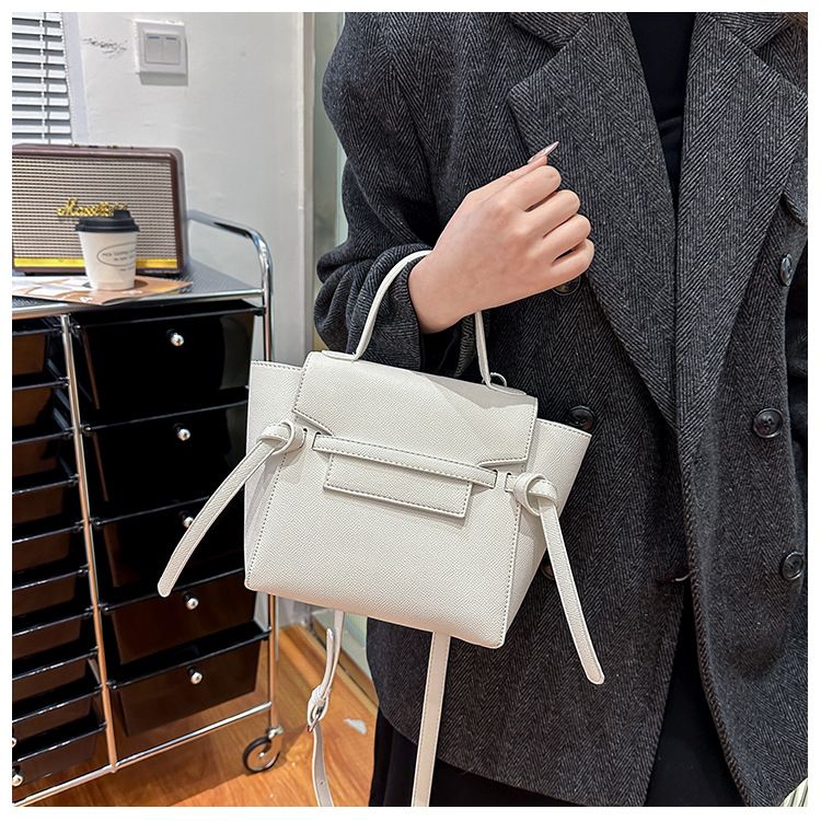 Moda europejska i amerykańska prosty wzór dłoni torebka ze skrzydełkiem torebka na jedno ramię crossbody mini torba damska niszowa buźka torba na sumy_voghion.com