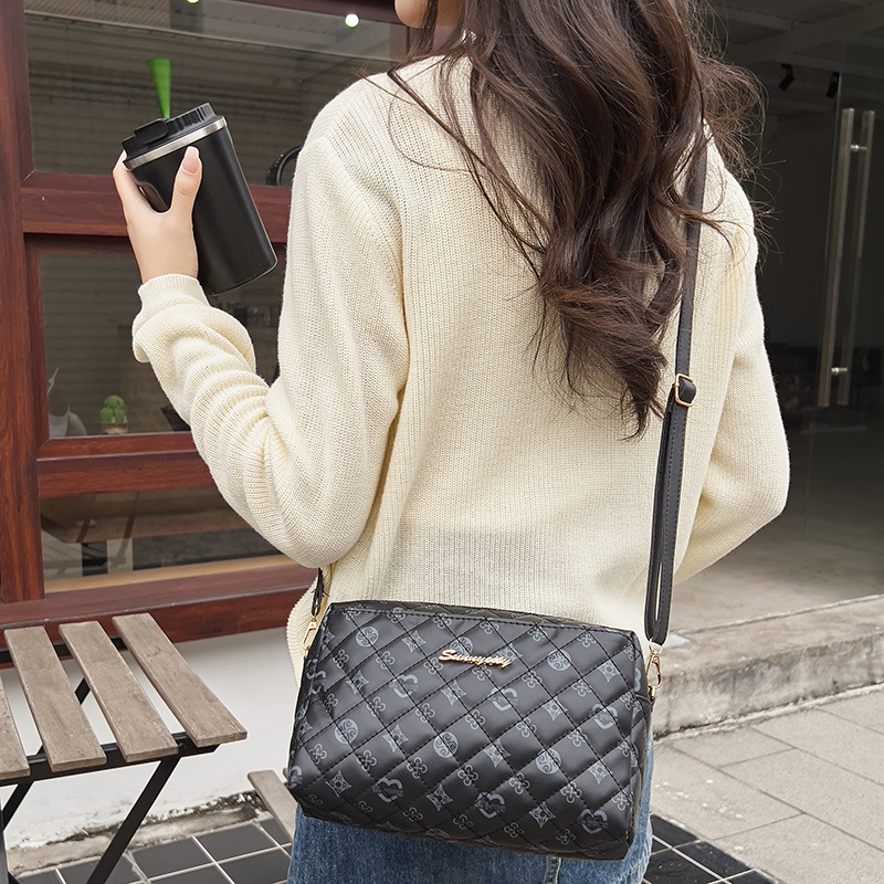 Three Layer Zippehot Selling Zippered Camera Bag in Large Capacity and Convenient Makeup Bag Fashionable Storage Bag Embroidered Shoulder Bag_voghion.com