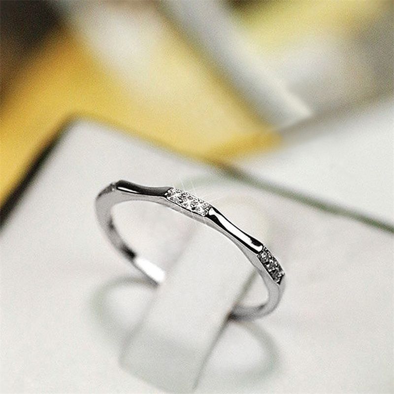 Hot sales Minimalistische Huitan ring, geschikt voor vrouwen en Fiat, messing frame, geometrisch patroon, modieuze stijl_voghion.com