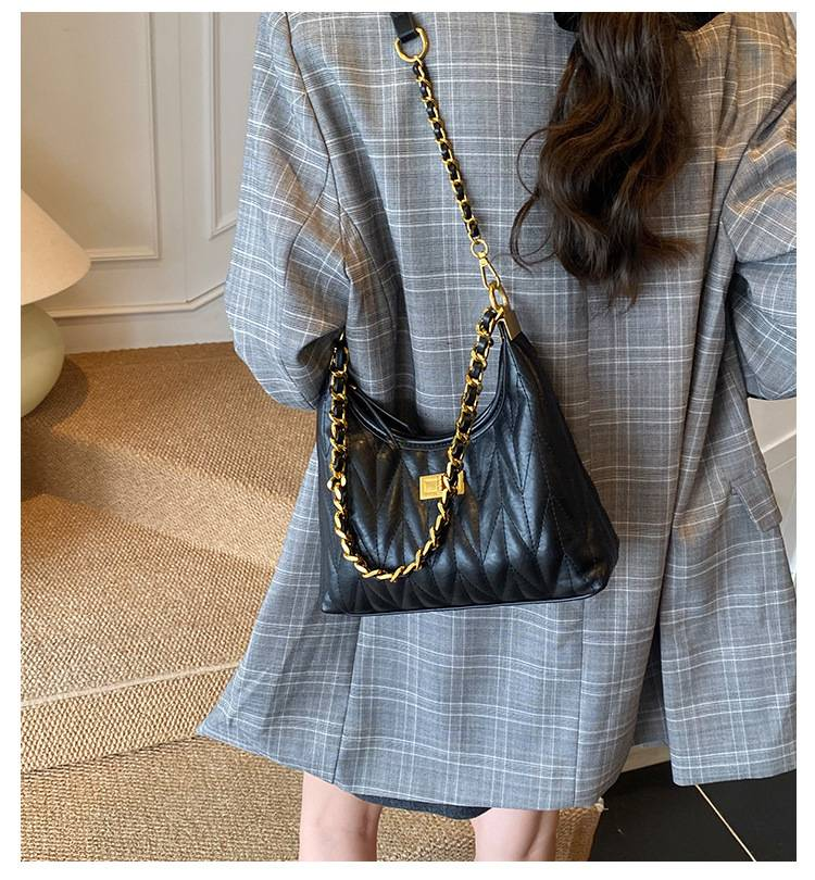 2025 Nieuwe mode hoogwaardige Diamond Grid Chain enkele schoudertas met verstelbare crossbodyband en handtas._voghion.com