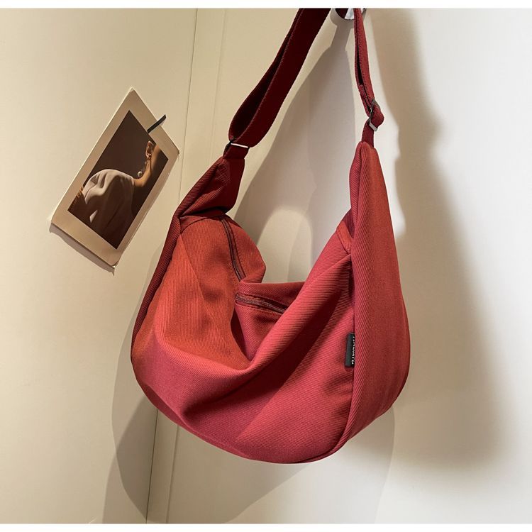 Canvas Japanese Style Large Capacity Dumpling 2023 New Versatile Commuting Casual Lazy Crossbody Bag Single Shoulder_voghion.com