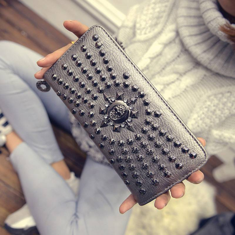 Punk Rivet Skull Long Women's Wallet Large Capacity Zero Wallet Multi Card Handheld Bag Wallet_voghion.com