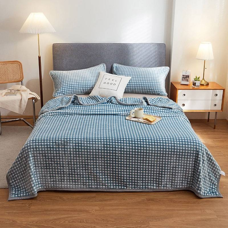 Home Textile Plush And Thick Milk Velvet Bed Sheet Plush Blanket_voghion.com
