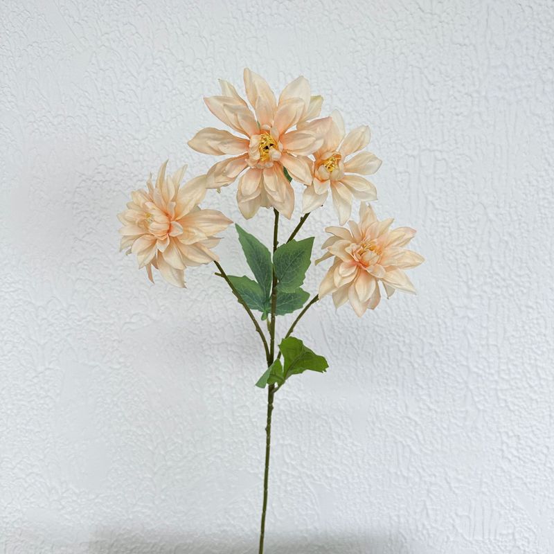 Fleurs artificielles et séchées couleur champagne pour plafond de salle de cérémonie de mariage, guide routier, décoration d'hôtel_voghion.com