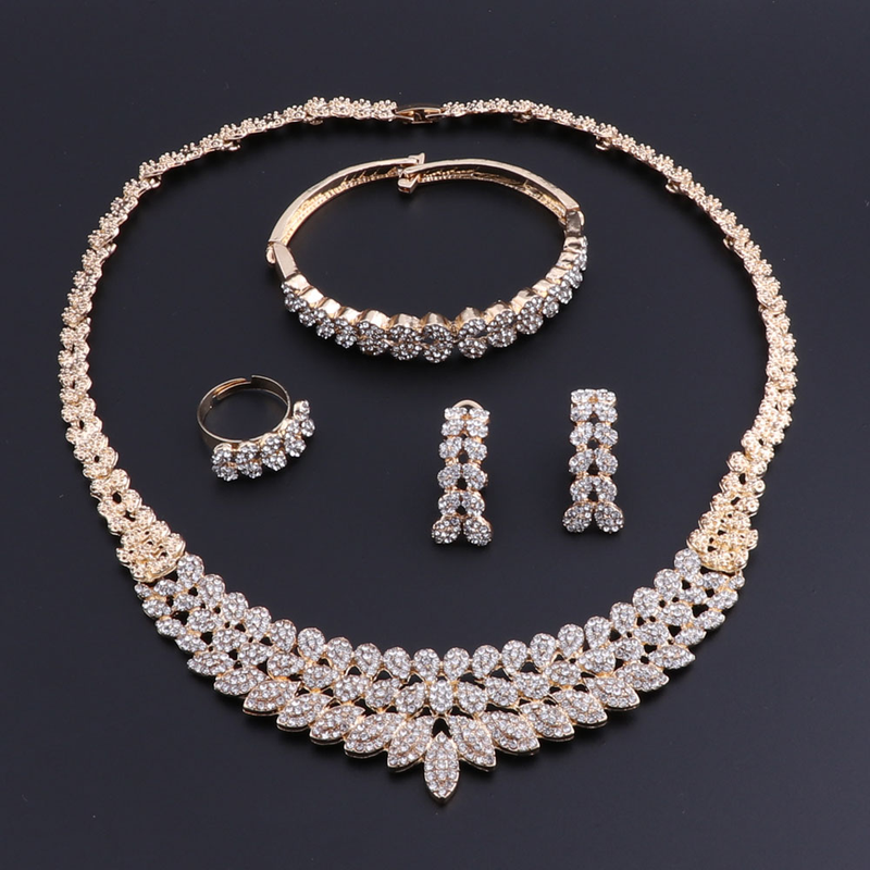 Set di gioielli nuziali alla moda in cristallo, set di gioielli nuziali da donna, collana, orecchini, anelli e accessori per damigelle_voghion.com
