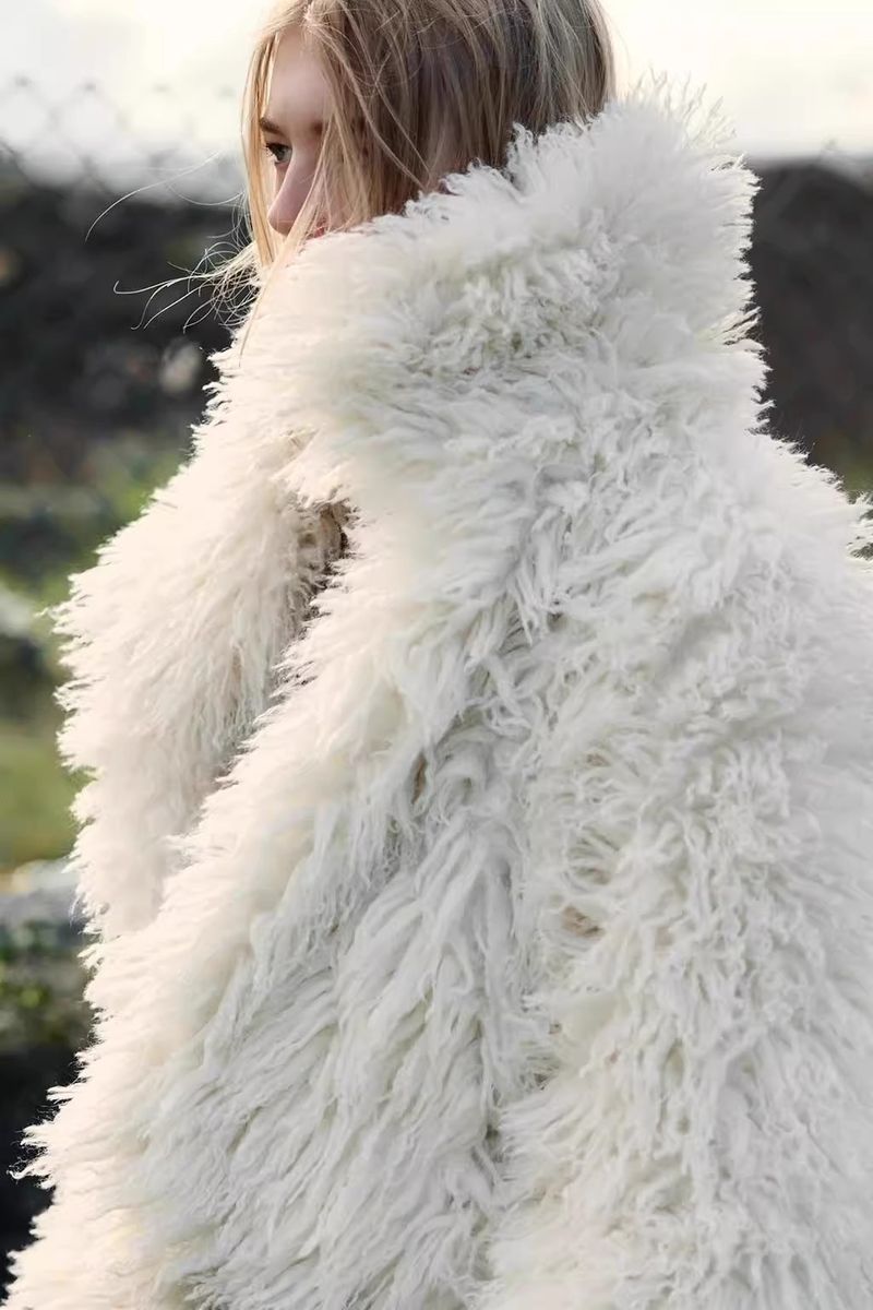Faux Shearling Coat – Boho Fringe Jacket (S-XXL, Weight-Based Sizing)_voghion.com