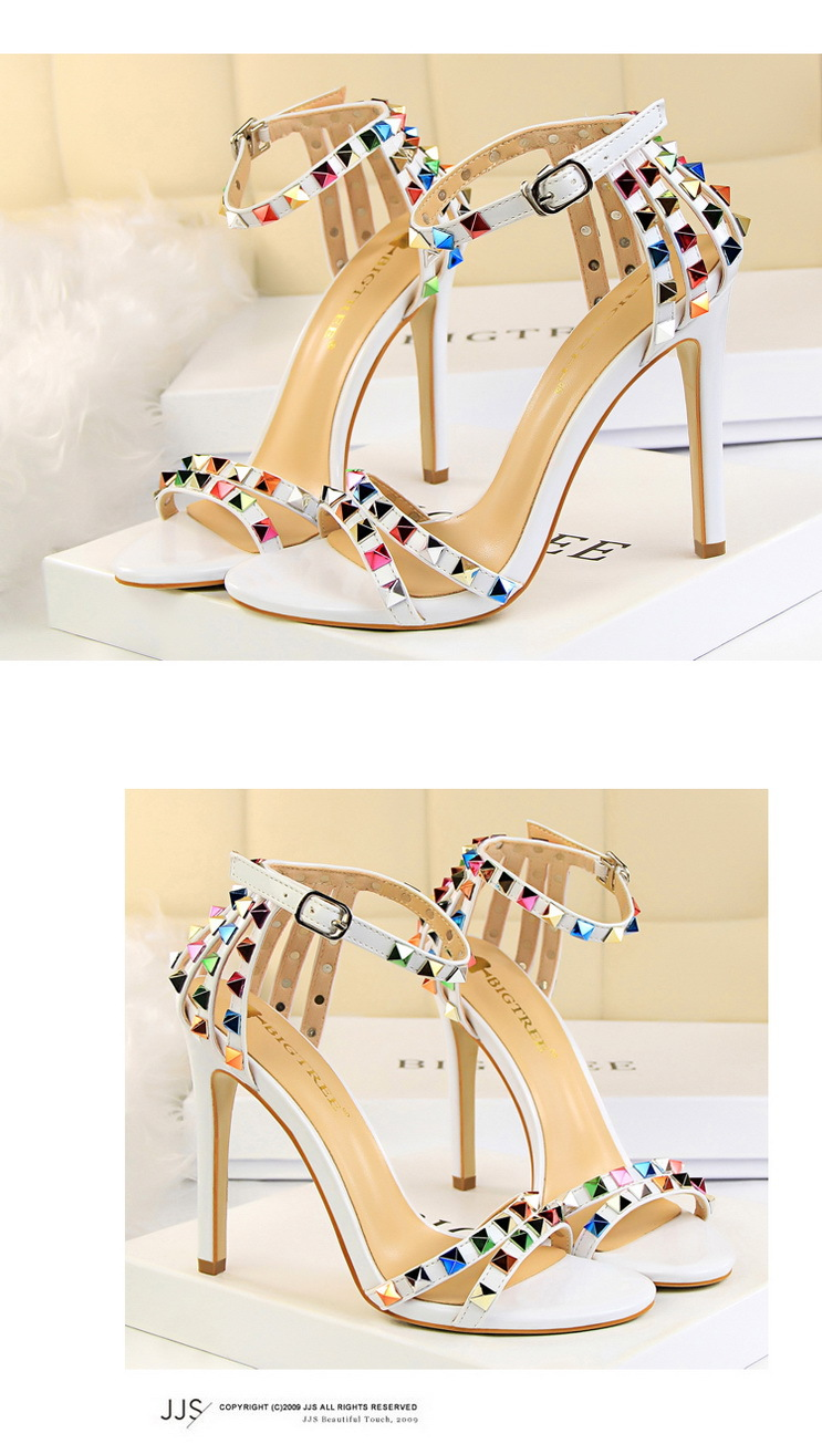 Style Roman Style Damenschuhe Stiletto Super High Heel Open Toe mit hohlen farbigen Nietensandalen_voghion.com