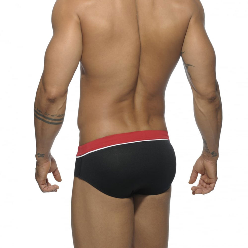 UXH Men's New Sexy Side Stripe Sports Fashion Triangle Swim Trunks Solid Color Close-fitting Nylon Fitness Swimming_voghion.com