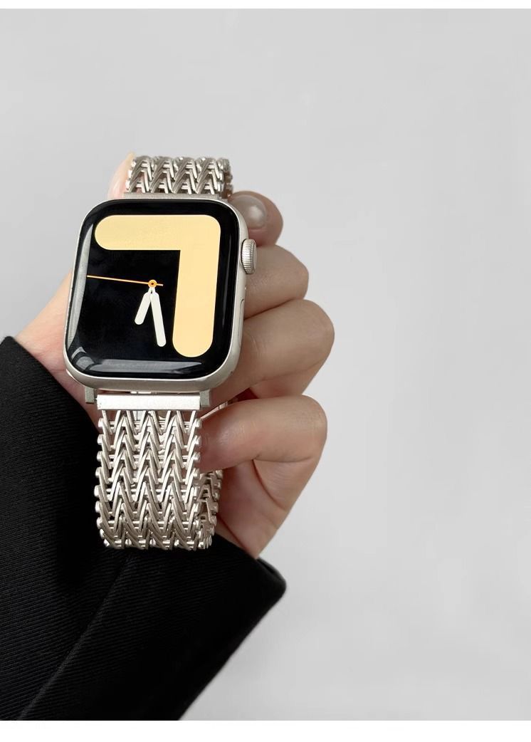 The New Magnetic Clasp Is Compatible With The Apple IWatch Model S10 Strap And Is Made Of Stainless Steel._voghion.com