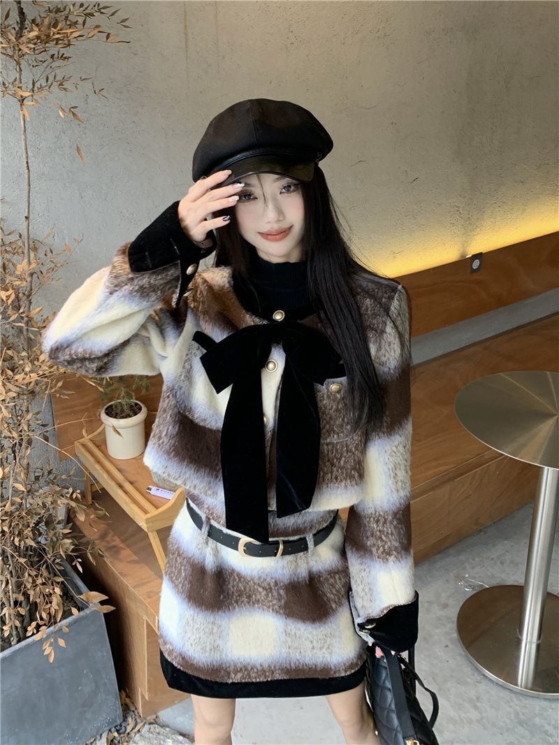 Tendencia de este año: Hermoso vestido de traje de lana estilo pequeño para mujer Otoño Invierno 2024 Celebridad de Internet_voghion.com