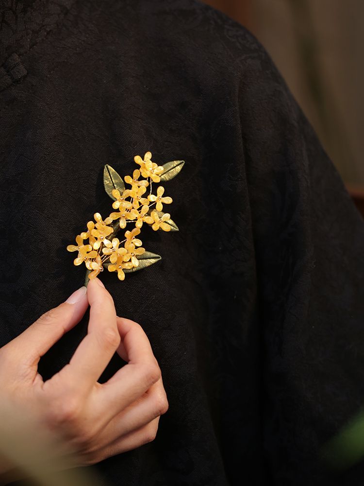 Chinese Style Sweet-scented Osmanthus Flower Brooch Design Sense Niche Corsage Pin Decoration Pin Fixed Clothes Cheongsam Accessories_voghion.com
