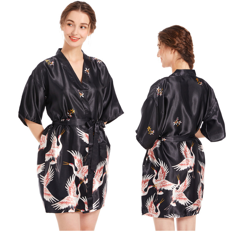 Sovkläder för kvinnor Ice Silk National Style Crane Stor storlek Kofta Nattlinne Morgonrock Sommar Tunn Silke Bröllopsklänning Brud Brudtärna Morgonklänning_voghion.com