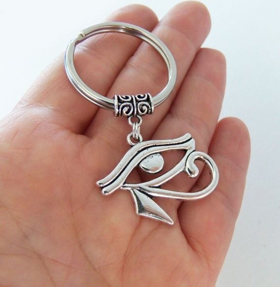 The Eye of Evil Ancient Egyptian Eye of Horus pendant keychain_voghion.com